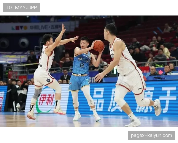 CBA联盟与运动品牌就下赛季比赛用球设计进行最终测试